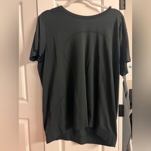 Lululemon women’s top